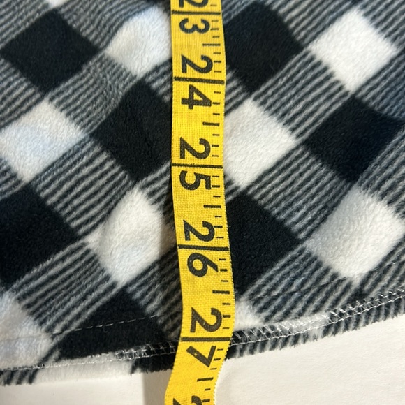 XXL black and white soft flannel button down shirt - Picture 10 of 11